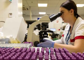 El Hospital Universitario HM Sanchinarro recibe autorización para administrar nuevas terapias CAR-T de última generación en cáncer hematológico