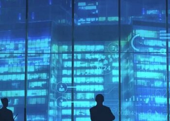 Jordi Cañas y Marta Plana: responsables de ‘The Grey’, el nuevo lobby de Defensa