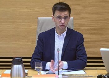 José Pablo López carga contra el Consejo de Informativos y niega la deuda de 739 millones de RTVE