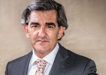 Juan Abarca Cidón alerta sobre la llamada al turismo sanitario que ha aprobado el Consejo de Ministros