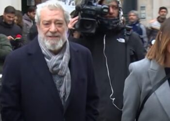 ‘El País’ da un paso atrás y retira la querella contra Miguel Ángel Rodríguez